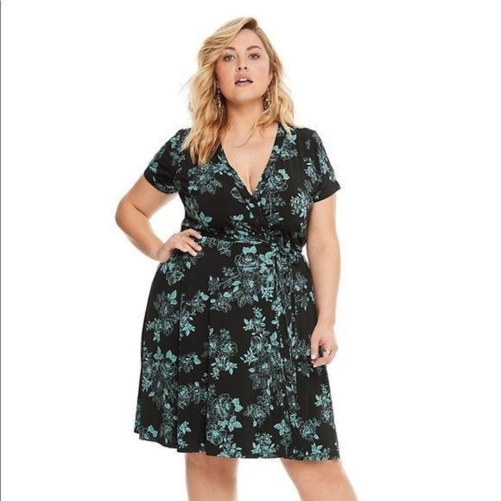 Torrid Floral Jersey Knit Faux Wrap Dress - Picture 4 of 4
